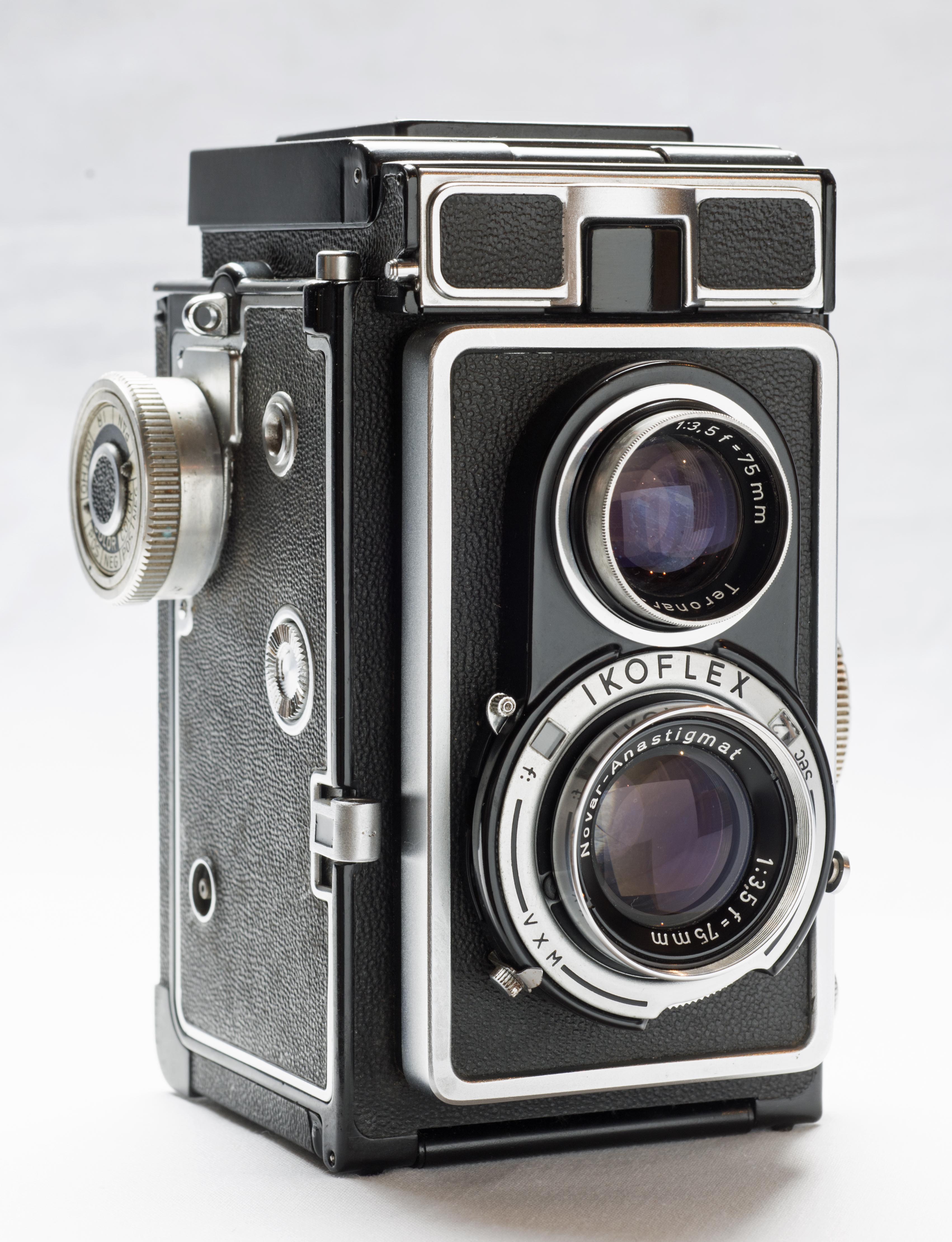 ZEISS IKON IKOFLEX Ic NOVAR (886/16)